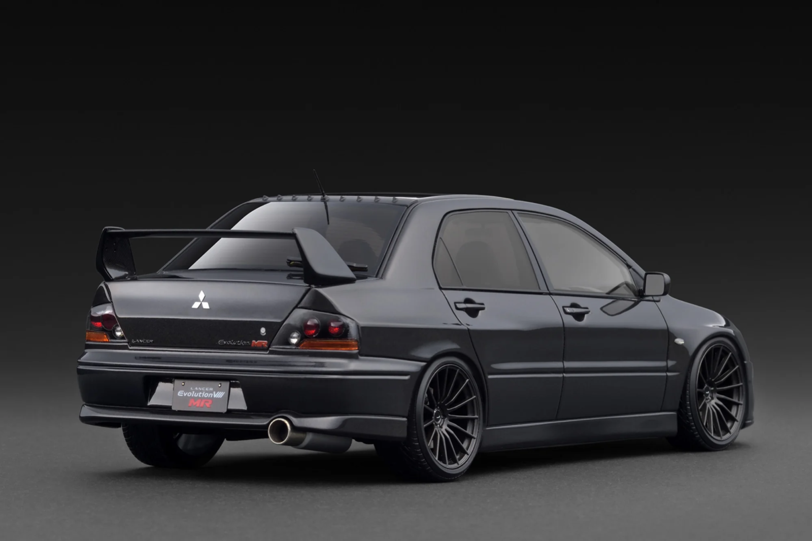 Ignition Model IG3832 1/18 Mitsubishi Lancer Evolution VIII MR CT9A Gun Metallic