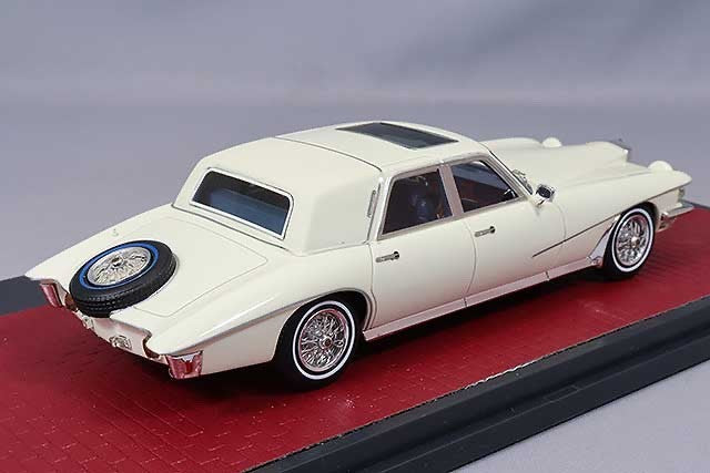 Matrix MX41804082 1/43 Stutz Duplex Sedan Prototype 1971 White Resin