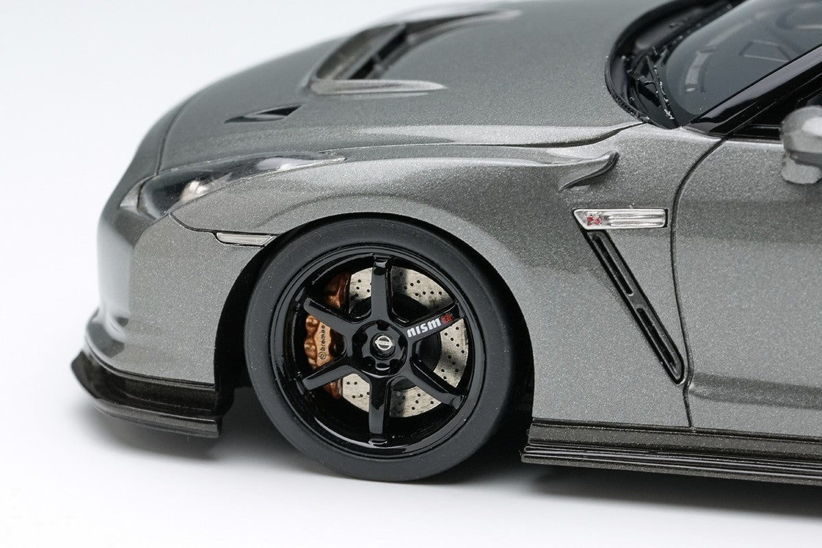 Make Up EIDOLON EM703 1/43 Nissan GT-R Nismo R35 CRS Ver. 2008 Resin