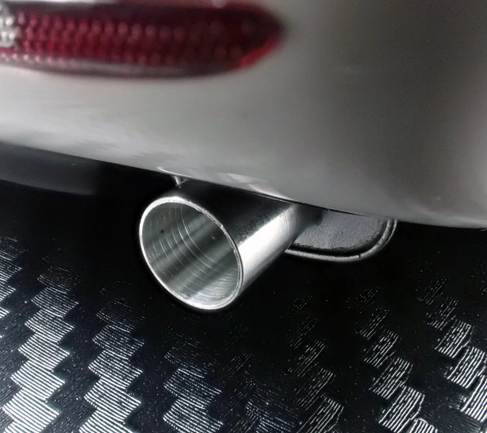Ignition Model IG3942 1/18 Mazda RX-7 Mazdaspeed FD3S White Resin