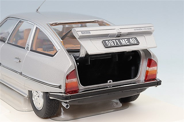 Norev NO181810 1/18 Citroen CX 2200 Pallas 1976 Gray Die-cast