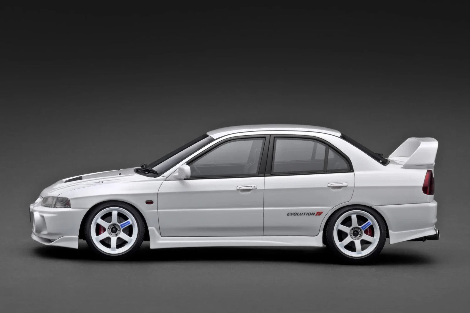 Ignition Model IG3782 1/18 Mitsubishi Lancer Evo IV CN9A White Resin