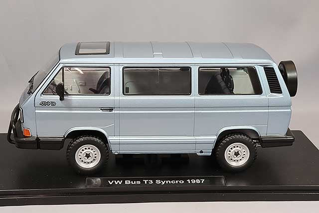 KK Scale KKDC180964 1/18 Volkswagen Bus T3 Syncro 1987 Light Blue Diecast