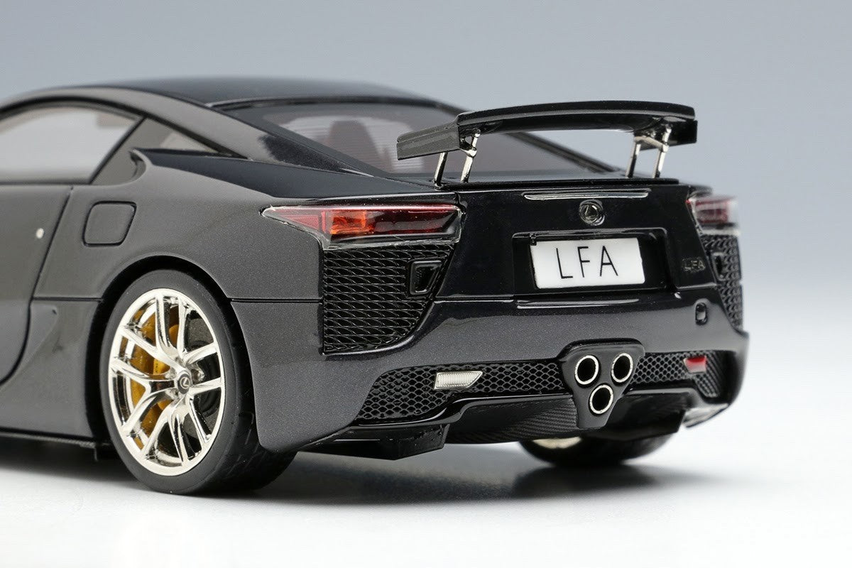 Make Up EIDOLON EM698E 1/43 Lexus LFA 2010 Rear Wing Up Pearl Gray