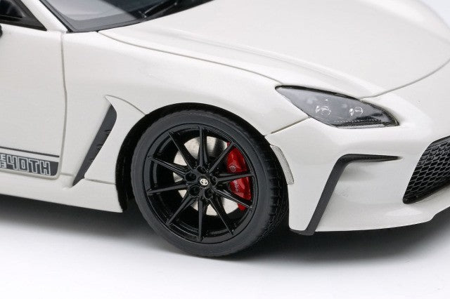 EIDOLON EM752B 1/43 Toyota GR86 40th Anniversary Limited 2023 Crystal WhitePearl