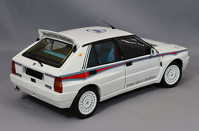 Kyosho KS08344E 1/18 Lancia Delta Integrale Integrale 6 White Diecast