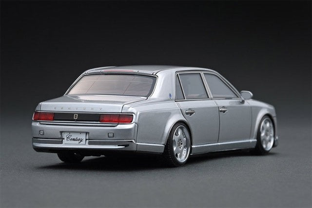 Ignition Model IG1730 1/43 Toyota Century UWG60 OZ Silver Resin /100