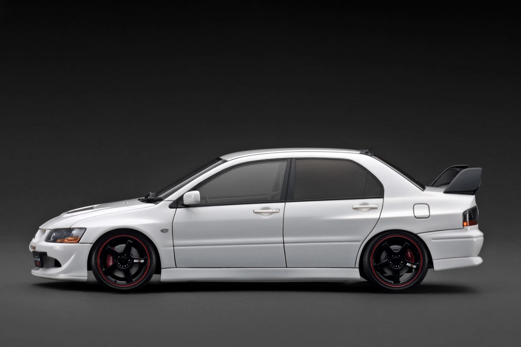 Ignition Model IG3836 1/18 Mitsubishi Lancer Evolution VIII MR CT9A White