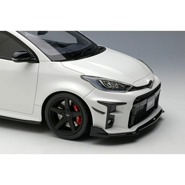 Make Up EIDOLON EML091A 1/18 TOM'S GR Yaris 2021 Super White II