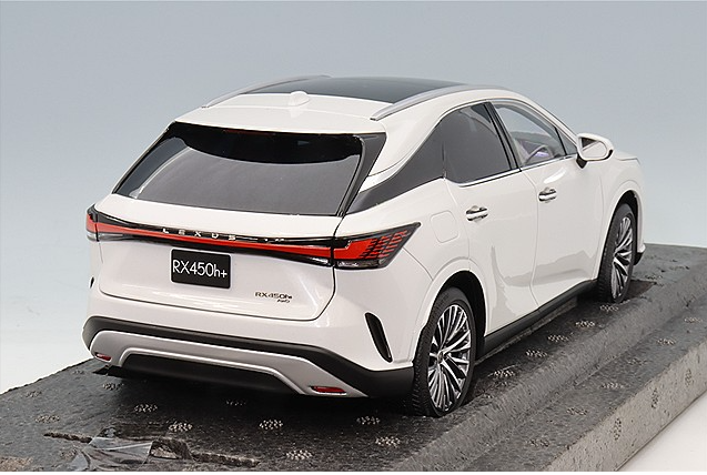 Kyosho KS08972Q 1/18 Lexus RX 450h+ Sonic Quartz Plugin Hybrid SUV