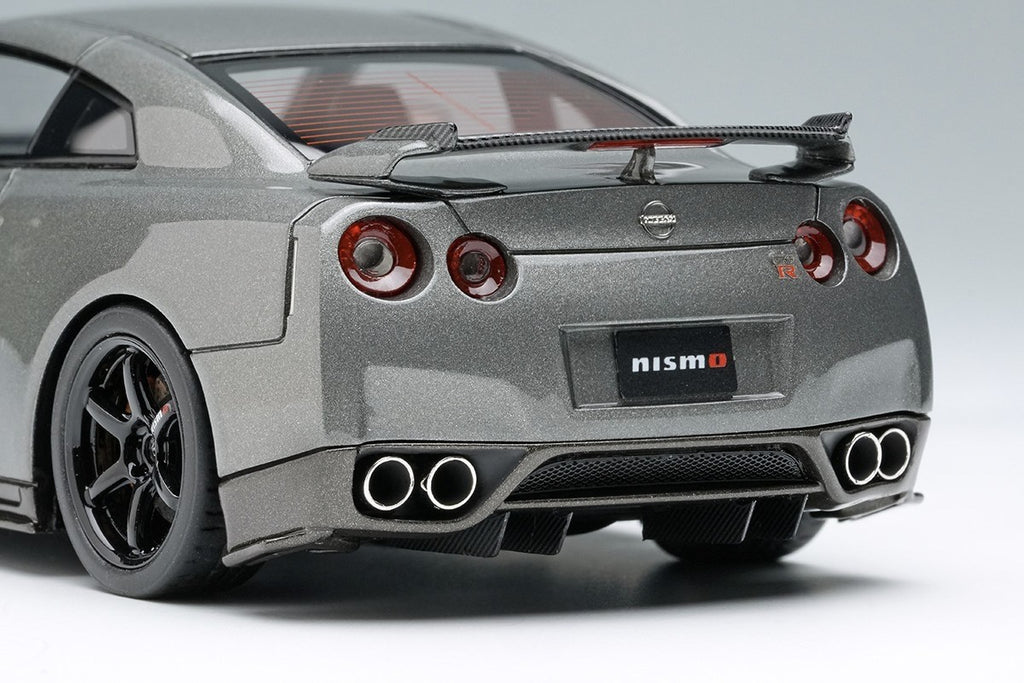 Make Up EIDOLON EM703 1/43 Nissan GT-R Nismo R35 CRS Ver. 2008 Resin