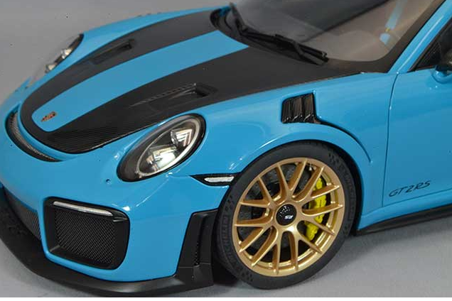 AUTOart 78175 1/18 Porsche 911 991.2 GT2 RS Weissach Blue/Carbon