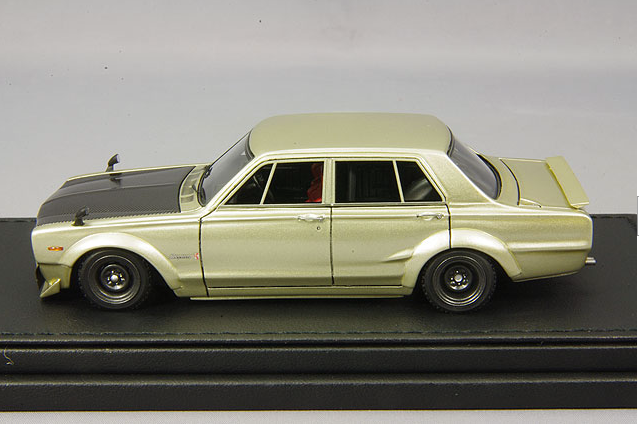 Ignition Model IG0646 1/43 Nissan Skyline 2000 GT-R PGC10 Champagne Gold