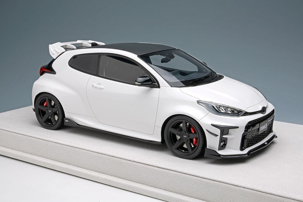 EIDOLON EML091B 1/18 Toyota TOM'S GR Yaris 2021 Platinum White Pearl Mica Resin