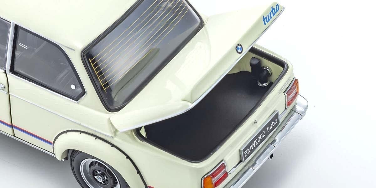 Kyosho KS08544W - 1/18 BMW 2002 Turbo White [Die-cast Model Car]