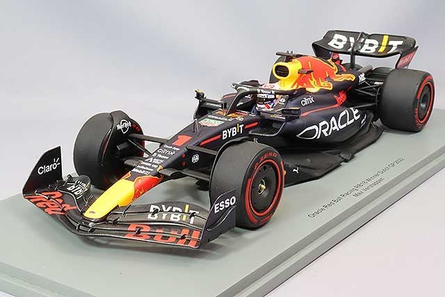 Spark S18S773 1/18 Red Bull RB18 Dutch GP Winner 2022 #1