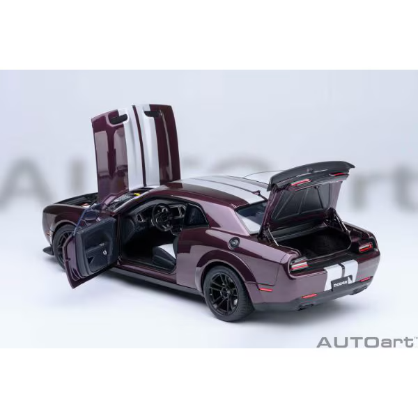 AUTOart 71762 1/18 Dodge Challenger SRT Jailbreak 2022 Purple Diecast