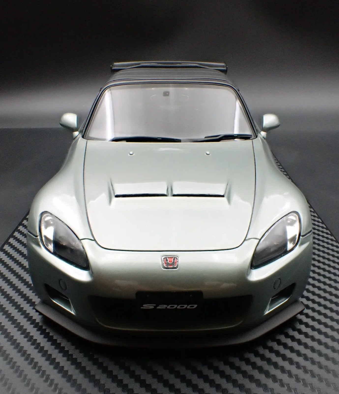 Ignition Model IG3918 1/18 Honda S2000 AP1 Gun Metallic Roadster