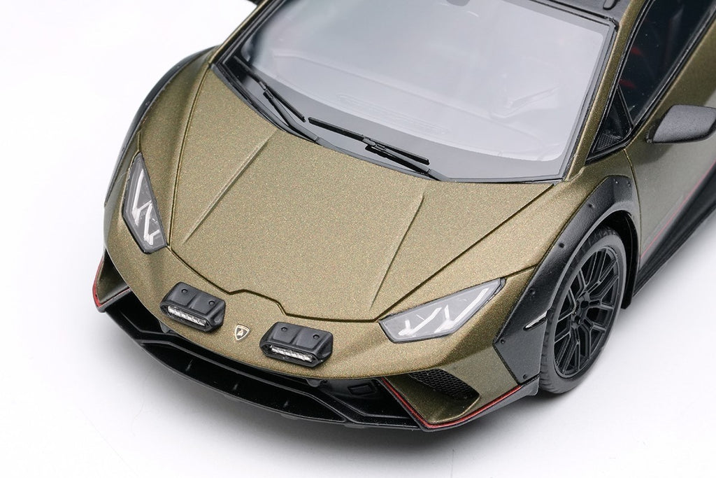 EIDOLON EM738A 1/43 Lamborghini Huracan Sterrato 2024 Verde Gea Resin Car