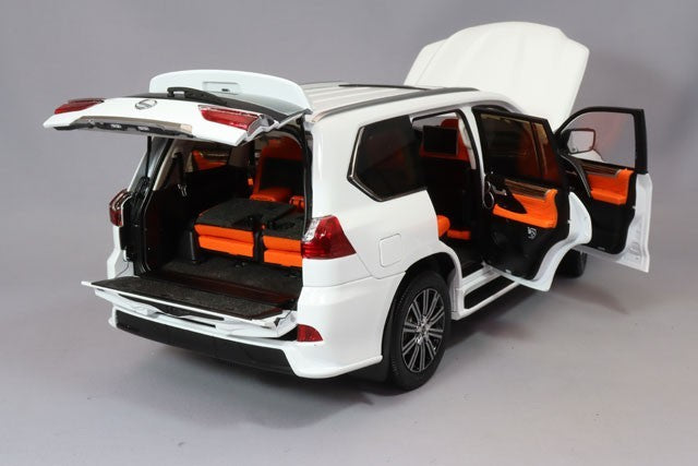 LCD Model LCD18010-WH 1/18 Lexus LX570 White Luxury SUV Diecast