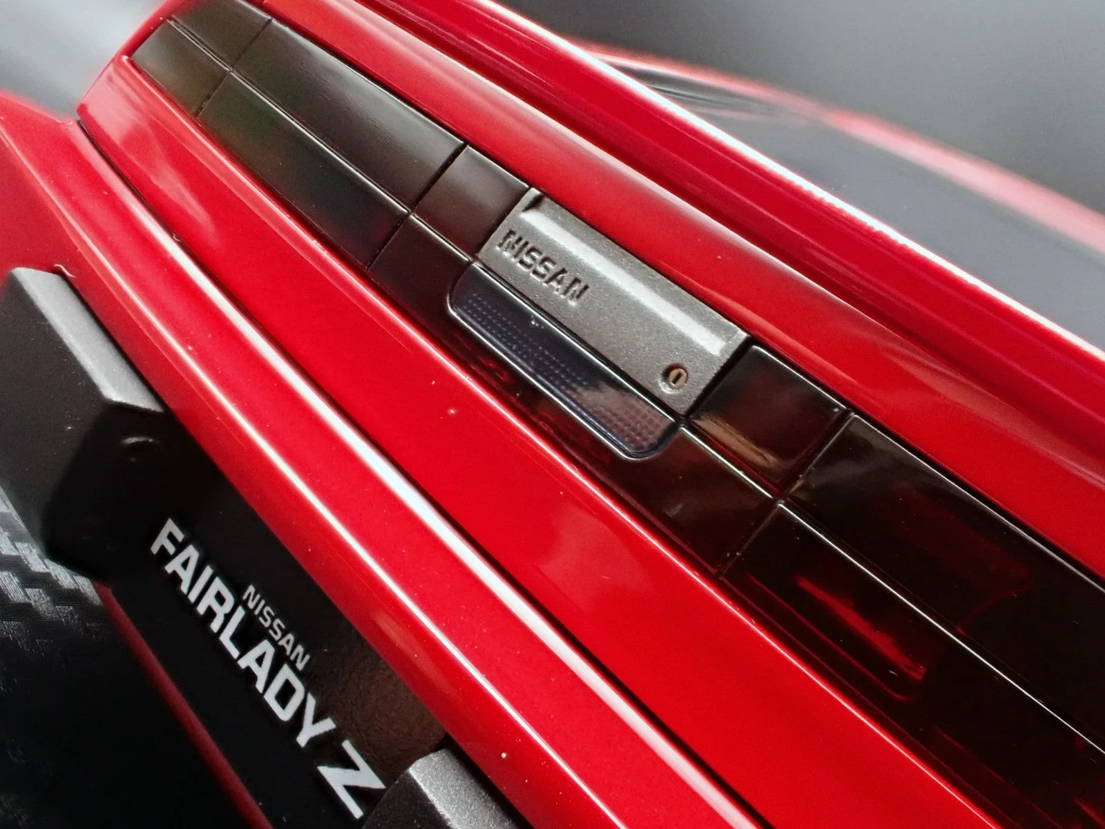 Ignition Model IG3897 1/18 Nissan Fairlady Z 300ZR Z31 Red Resin