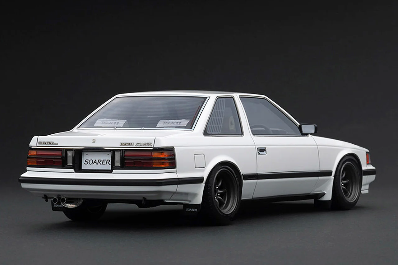 Ignition Model IG3704 1/18 Toyota Soarer 2800GT Z10 Watanabe White Resin