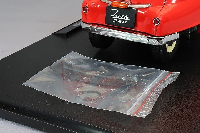 KK Scale KKDC120043 1/12 BMW 250 Isetta 1959 Red White Diecast