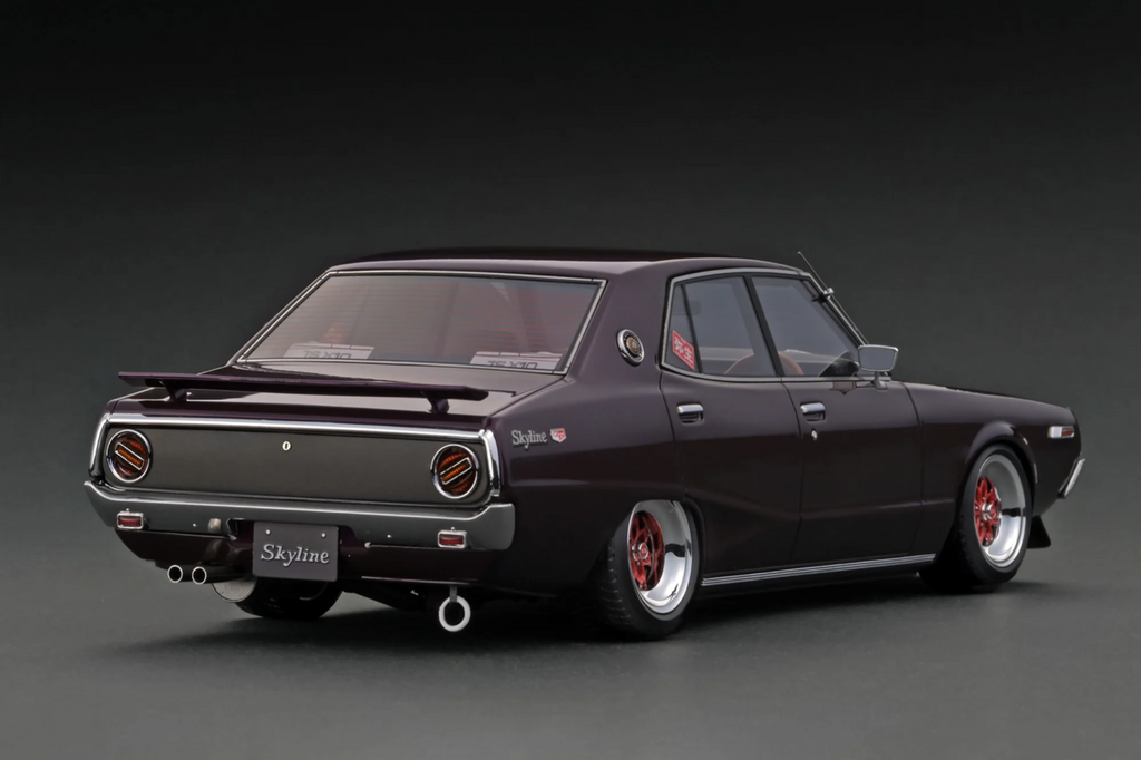 Ignition Model IG3270 1/18 Nissan Skyline Kenmeri GC110 GT-X Purple Resin