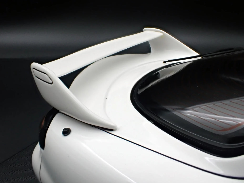Ignition Model IG3942 1/18 Mazda RX-7 Mazdaspeed FD3S White Resin