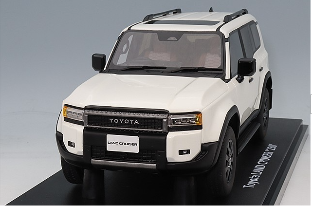 Kyosho KSR18064W 1/18 Toyota Land Cruiser 250 Samurai ZX 2024 White