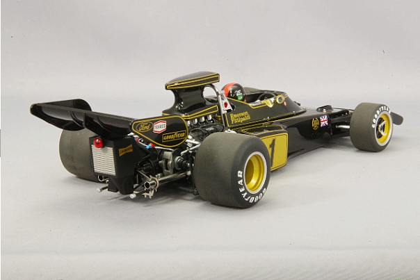 AUTOart Aa87328 1/18 Lotus 72E F1 GP #1 Emerson Fittipaldi 1973 JPS