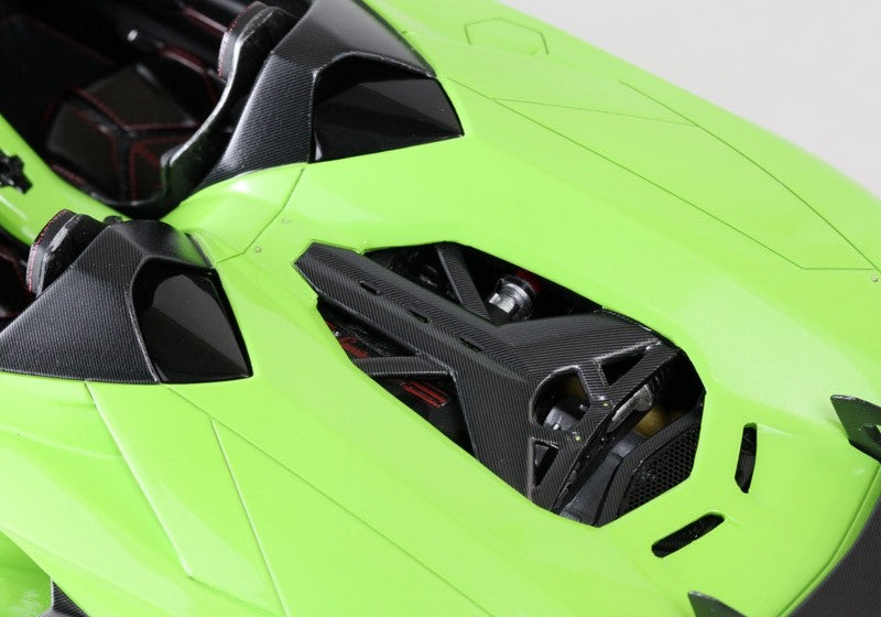 MR Collection LAMBO08D 1/18 Lamborghini Aventador J 2012 Verde Ithaca Green