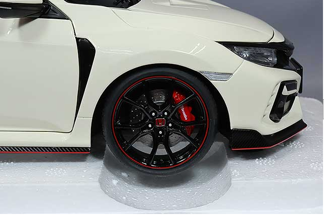 AUTOart 73220 1/18 Honda Civic Type R FK8 2021 Championship White