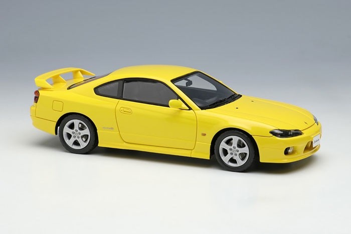Make Up EIDOLON EM628E 1/43 Nissan Silvia S15 Spec R Aero 1999 Lightning Yellow