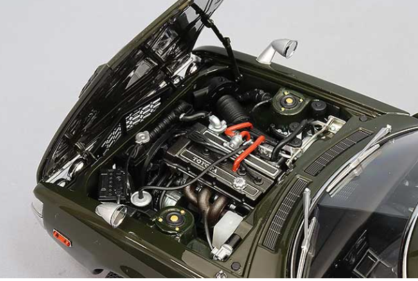 AUTOart 78768 1/18 Toyota Celica Liftback 2000GT RA25 1973 MossGrn