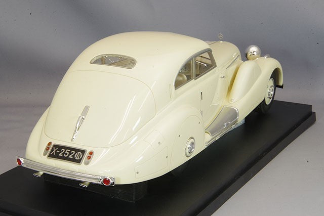 MATRIX MXL1302-011 1/18 Mercedes-Benz 500K Streamline 1935 White