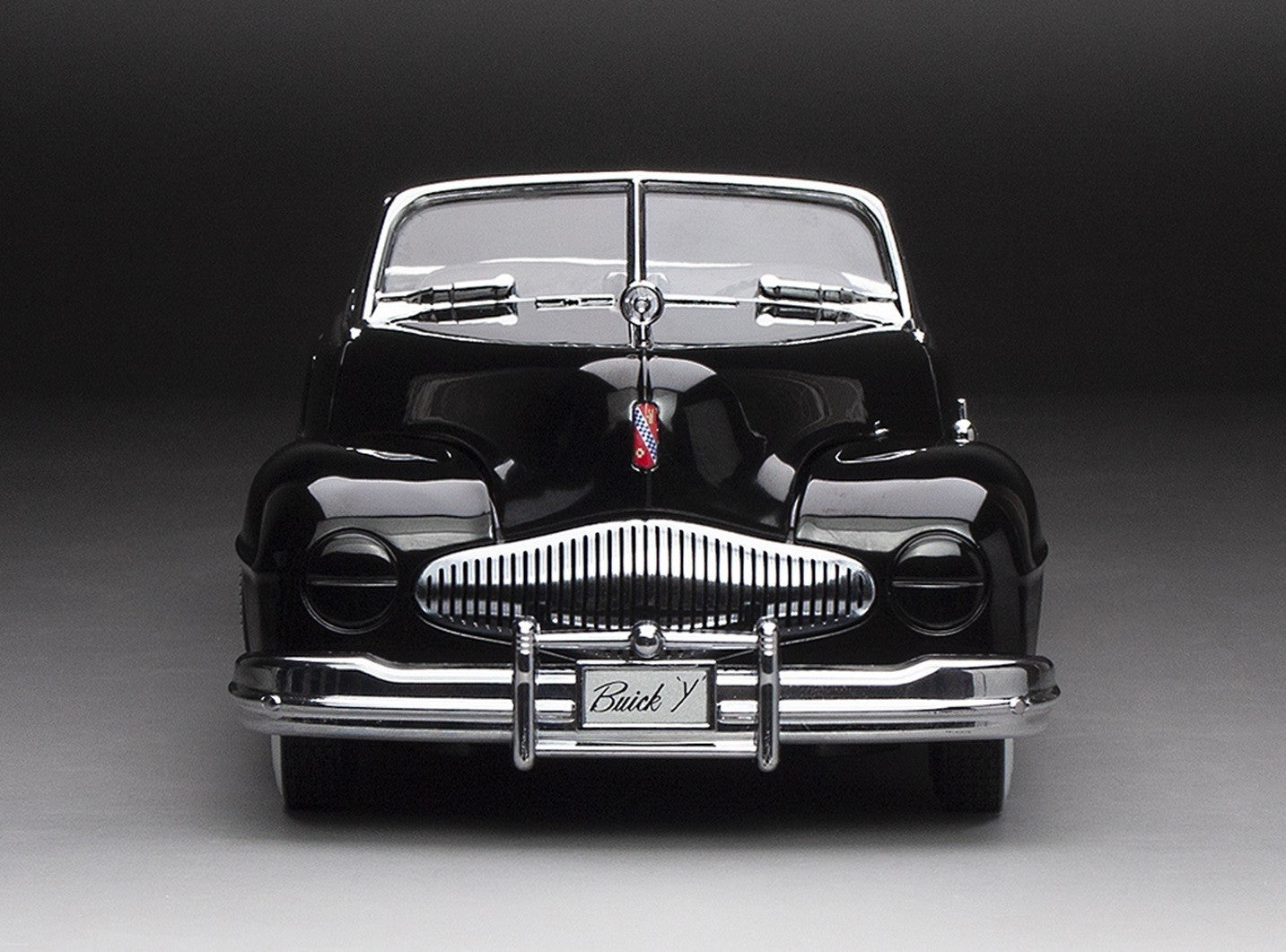 Sun Star 5731 1/18 Buick Y-Job 1938 Black Diecast