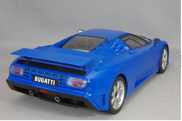 AUTOart 70917 1/18 Bugatti EB110 SS French Blue