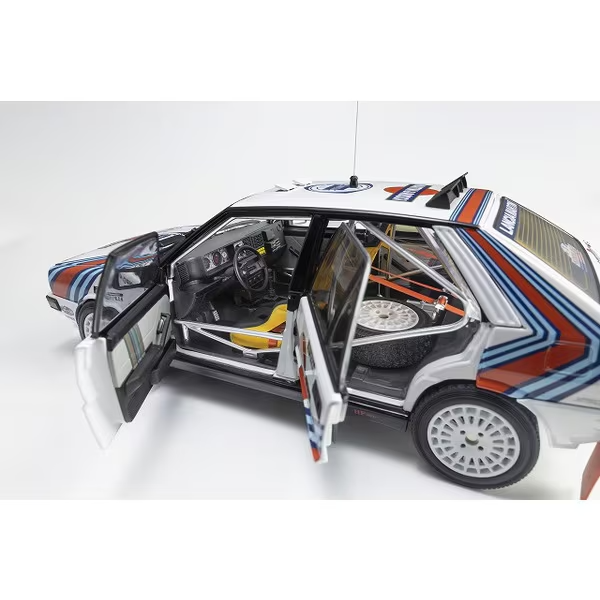 Kyosho KS08960E 1/18 Lancia Delta HF 4WD Olympus Rally 1987 #3 White