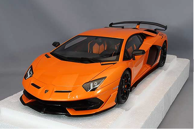AUTOart 79218 1/18 Lamborghini Aventador SVJ Pearl Orange Composite