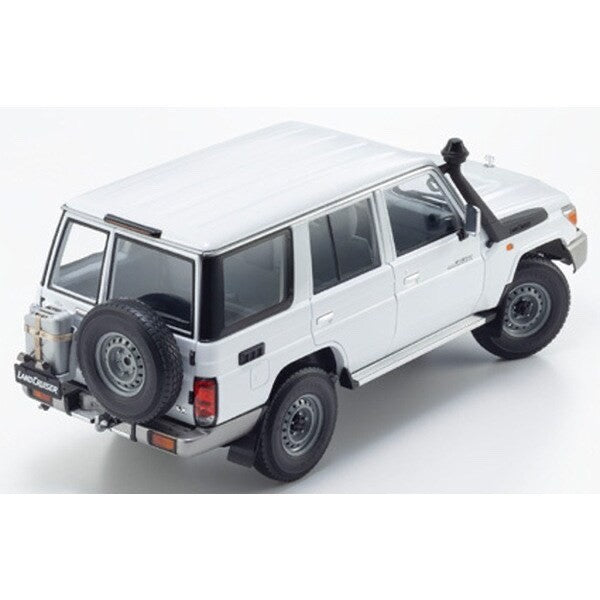 KYOSHO AL870103 1/18 Toyota Land Cruiser 76 (2017) White Die-Cast Model Car