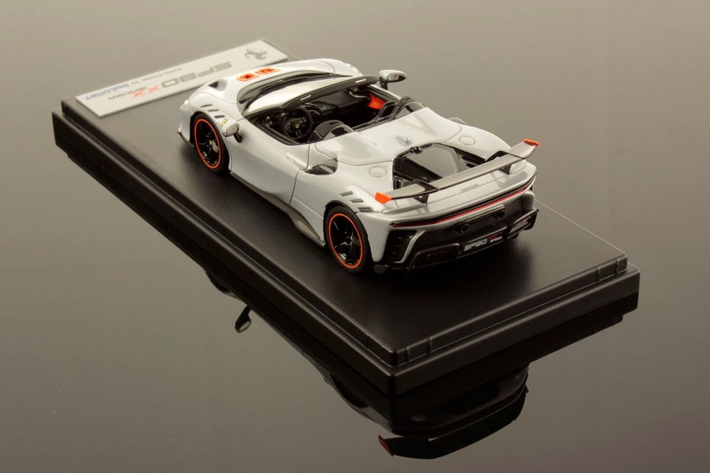 Looksmart LS552C 1/43 Ferrari SF90 XX Spider 2023 Bianco Artico White Resin