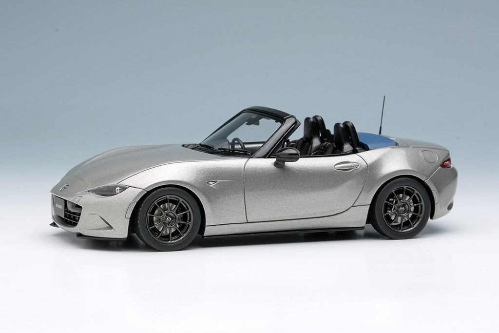 Make Up EIDOLON EM764E 1/43 Mazda Roadster ND 990S 2022 Platinum Quartz