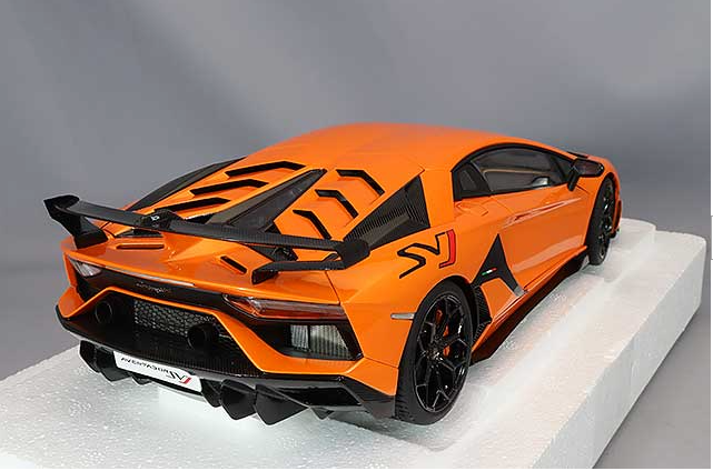 AUTOart 79218 1/18 Lamborghini Aventador SVJ Pearl Orange Composite