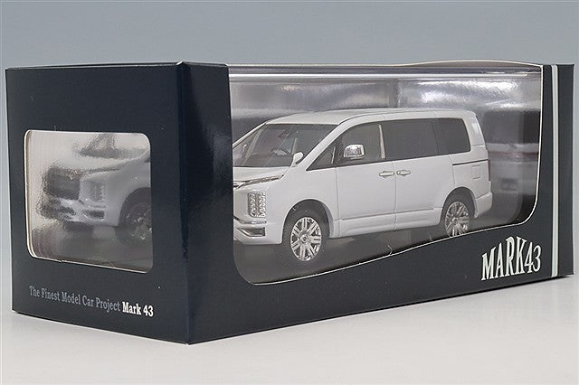 MARK43 PM43157AW 1/43 Mitsubishi Delica D:5 (P) White Diamond Resin