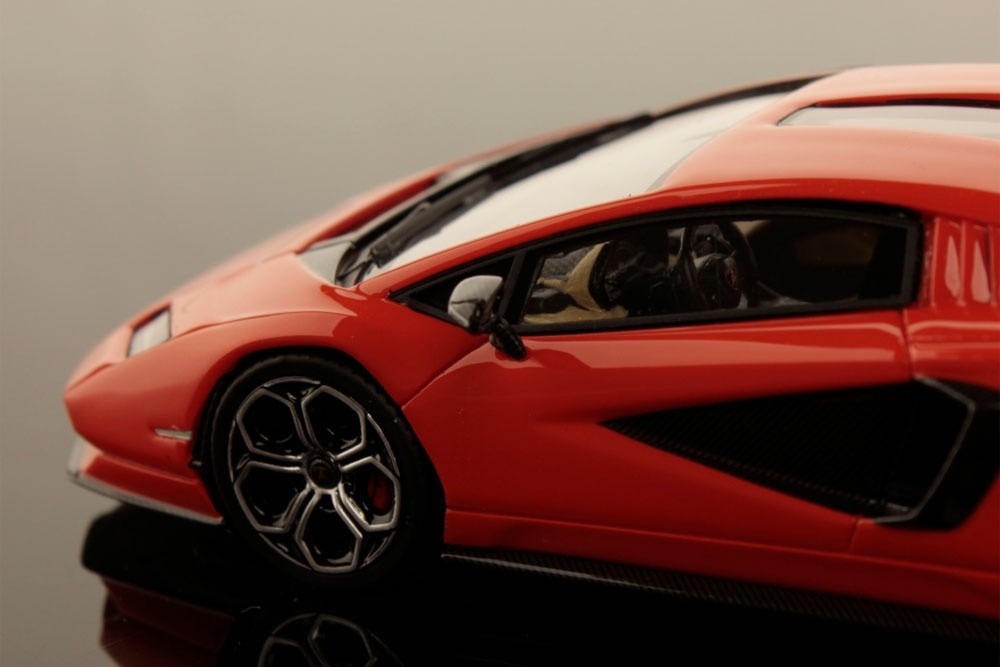Looksmart LS529E 1/43 Lamborghini Countach LPI800-4 2021 Arancio Orange Resin
