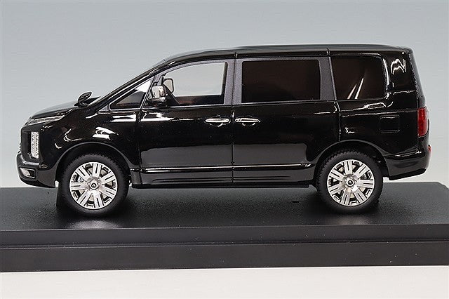 MARK43 PM43157ABK 1/43 Mitsubishi Delica D:5 (P) Black Mica Resin