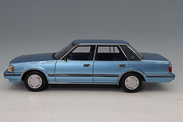 XiaoGuang Model XGM8251121LB 1/18 Toyota Crown MS122 Light Blue