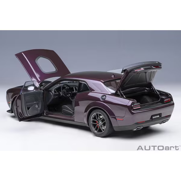 AUTOart 71771 1/18 Dodge Challenger R/T Scat Pack Widebody 2022 Hell-Raisin Meta