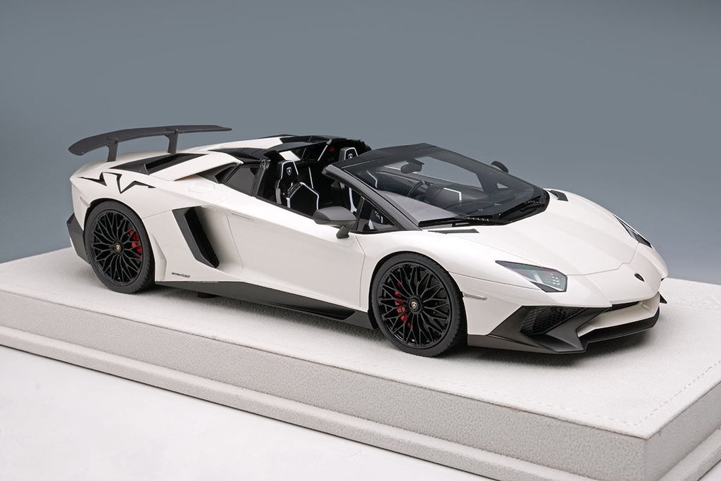 EIDOLON EML007C 1/18 Lamborghini Aventador LP750-4 SV Roadster 2015 Pearl White